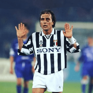 Camiseta local Juventus 1995–97 · Un clásico de Kappa de la exitosa campaña 1995–96 de la Juve