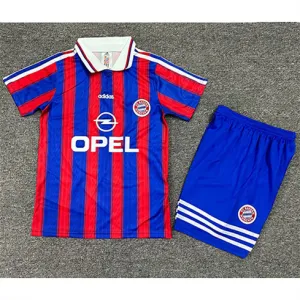 Bayern Munich 1995 - 1997 Kids' Home Retro Kit - Blue and Red
