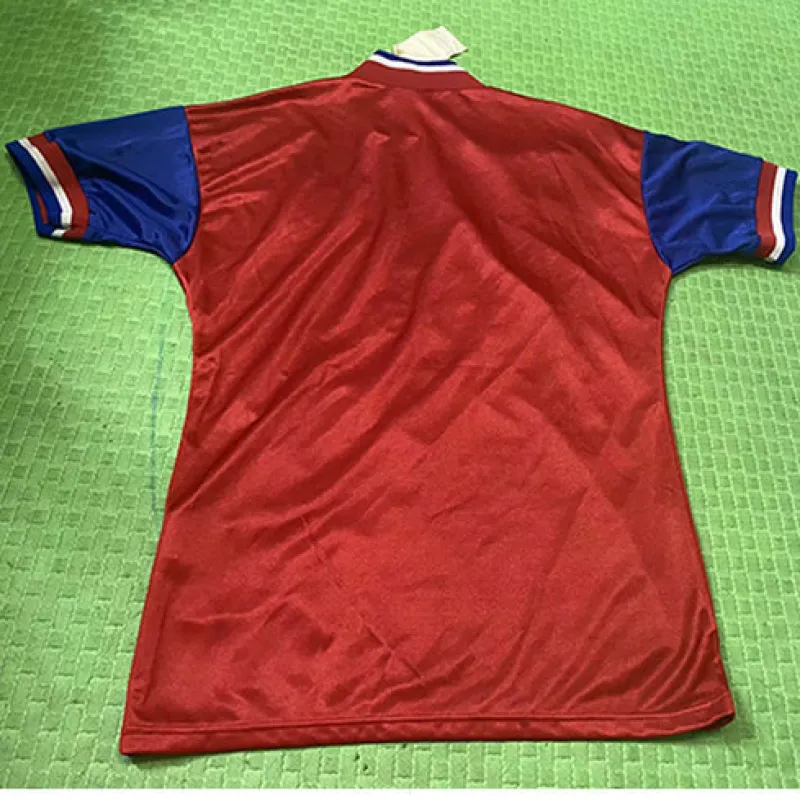 Jersey retro local del Bayern Munich 1997 - 1998 - Rojo