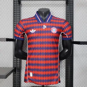 Bayern Monaco Maglia Giocatore Edizione Speciale 2025/26 - Rosso