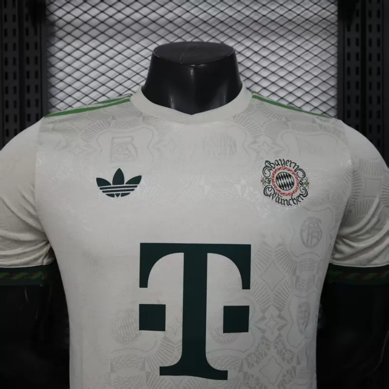 Bayern Munich Maillot de Joueur Édition Spéciale 2025/26 - Blanc