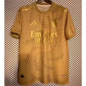 Camiseta de oro del Real Madrid 2024/25 - Dorada