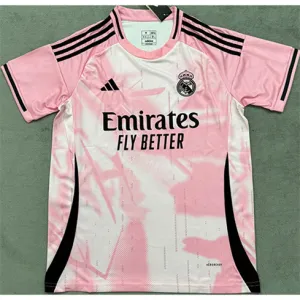 Camiseta de la edición especial del Real Madrid 2024/25 - Rosa