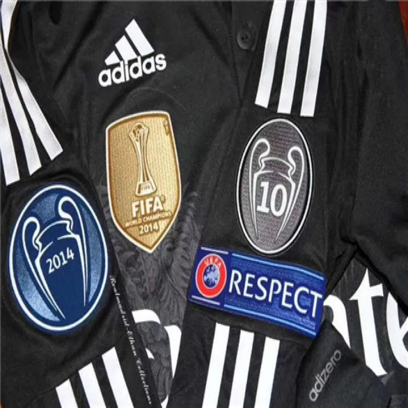 Troisième maillot rétro à manches longues du Real Madrid 2014/15 - Noir