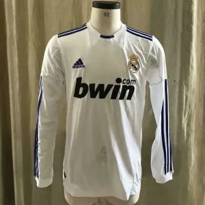 Maglia retro a maniche lunghe del Real Madrid 2010/11 campo casa - Bianca
