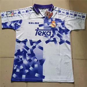 Terza maglia retro del Real Madrid 1996/97 - Bianca
