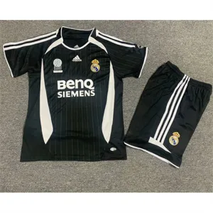 Maillot rétro pour enfants du Real Madrid 2006/07 Extérieur - Noir