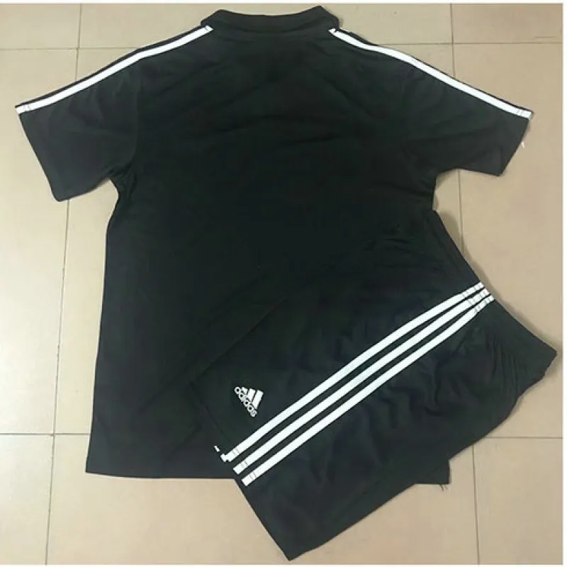 Maillot rétro pour enfants du Real Madrid 2002/03 Extérieur - Noir