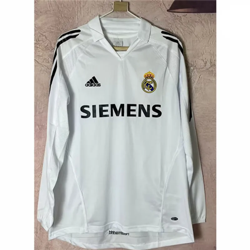 Maillot rétro à manches longues du Real Madrid 2005/06 domicile - Blanc