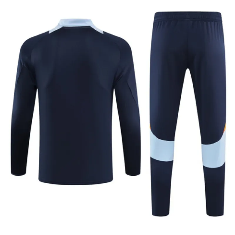 Abbigliamento sportivo del Real Madrid 2024/25 - Blu