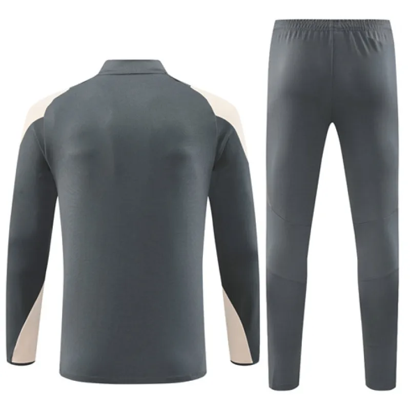 Vêtements de sport du Real Madrid 2024/25 - Gris