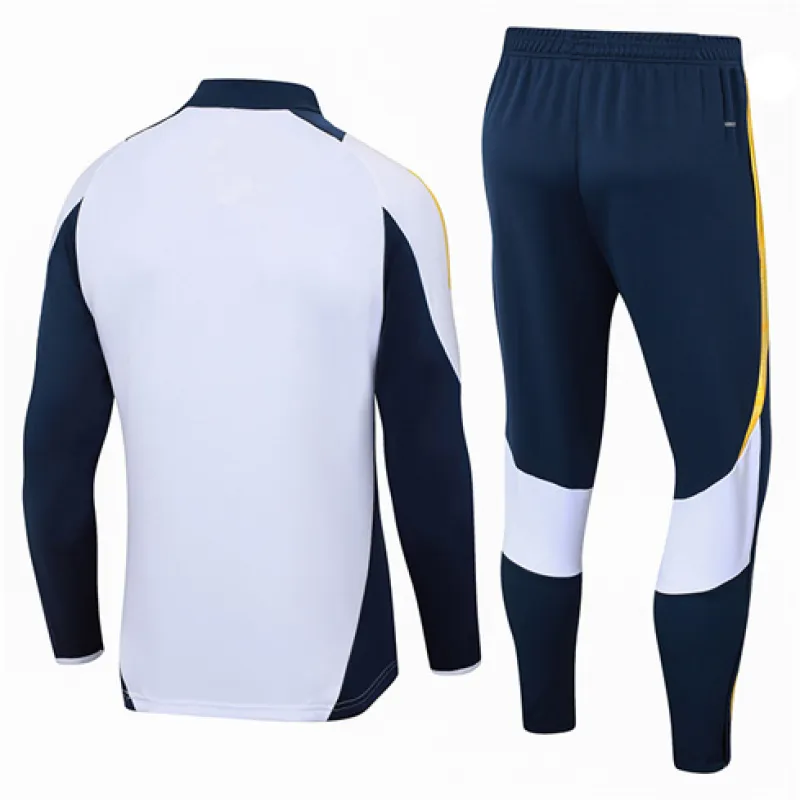 Real Madrid Sportbekleidung 2024/25 - Weiß