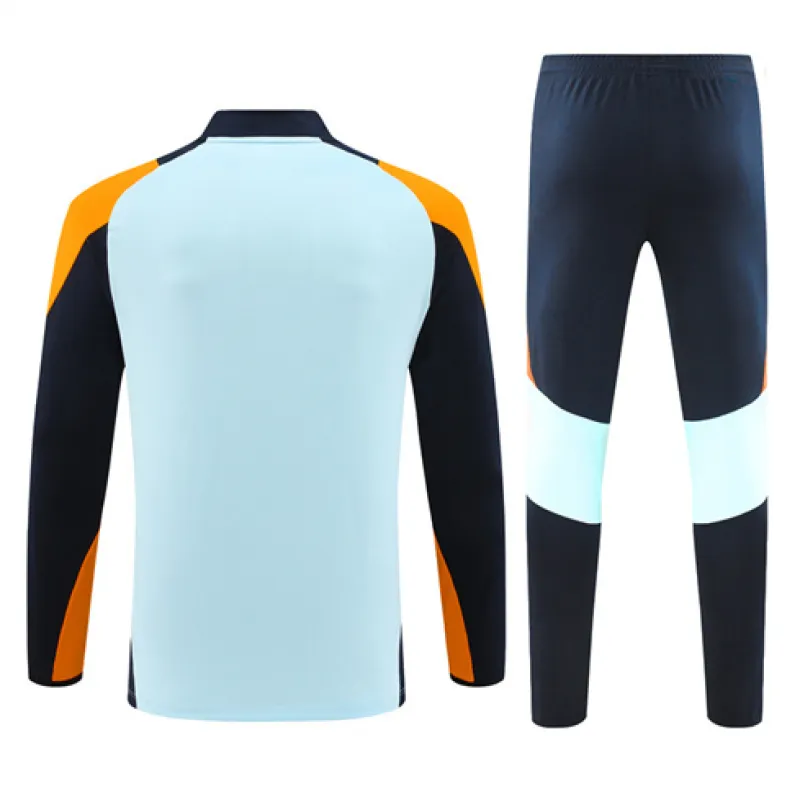 Real Madrid Sportbekleidung 2024/25 - Blau