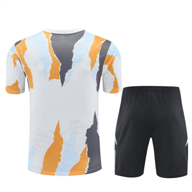 Maillot de formation + shorts du Real Madrid 2024/25 - Blanc