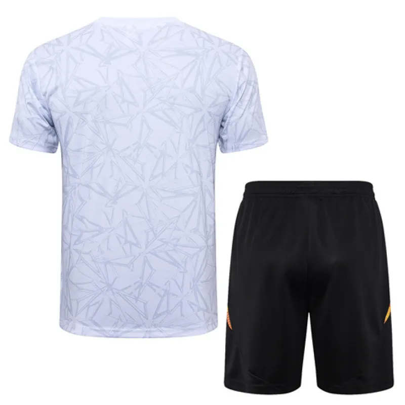Maillot de formation + shorts du Real Madrid 2024/25 - Blanc