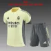 Real Madrid 2025/26 Conjunto de Entrenamiento Infantil amarillo