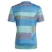 Maglia pre-partita del Real Madrid 2025/26 - Blu