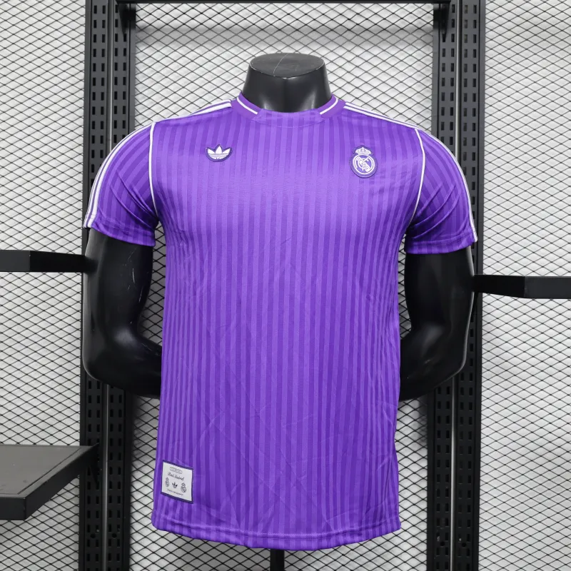 Real Madrid Maillot de Joueur Édition Décontractée 2025/26 - Violet