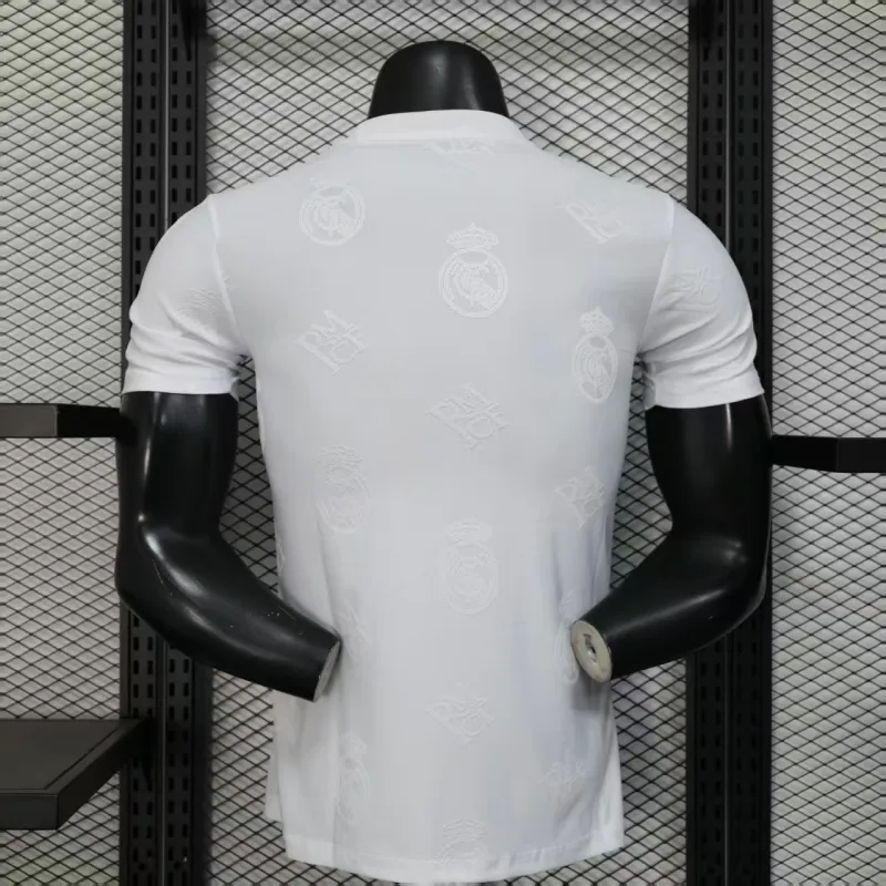 Real Madrid Maillot de Joueur Édition Spéciale 2025/26 - Blanc
