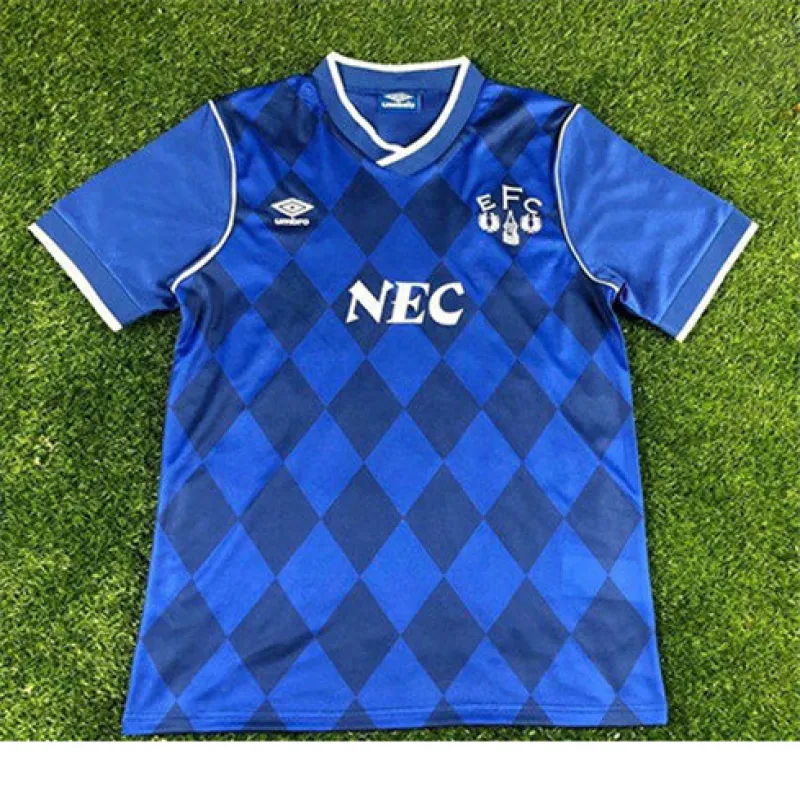 Everton's 1987/88 retro home jersey - blue