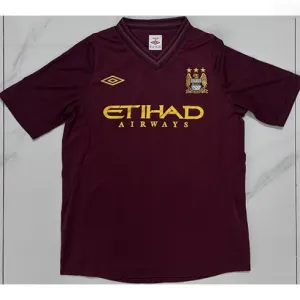 Maglia di trasferta retrò di Manchester City 2012/13 - Rosso borgoña