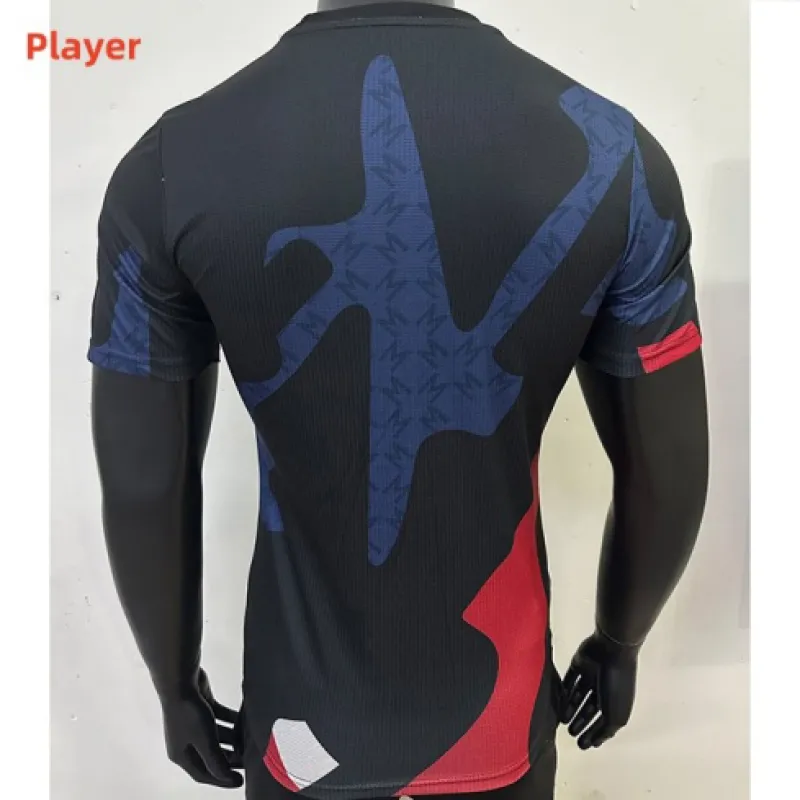 Camiseta de entrenamiento de los jugadores de Manchester United 2024/25 - Negro/Rojo