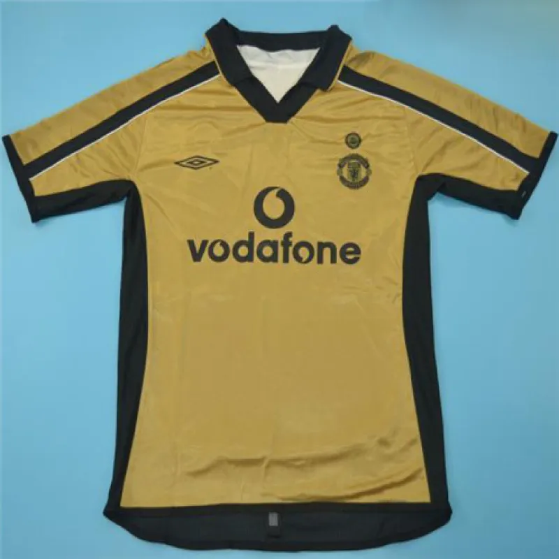 Troisième maillot rétro de Manchester United 2001/02 - Or
