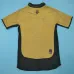 Troisième maillot rétro de Manchester United 2001/02 - Or