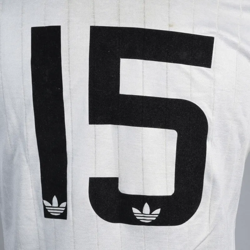 Manchester United 1983 Away - White Retro Jersey