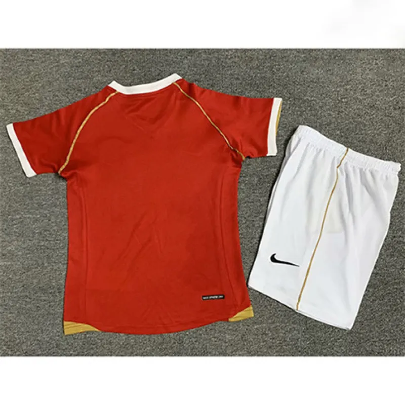 Manchester United Kids' Retro Jersey 2005/06 Home - Red