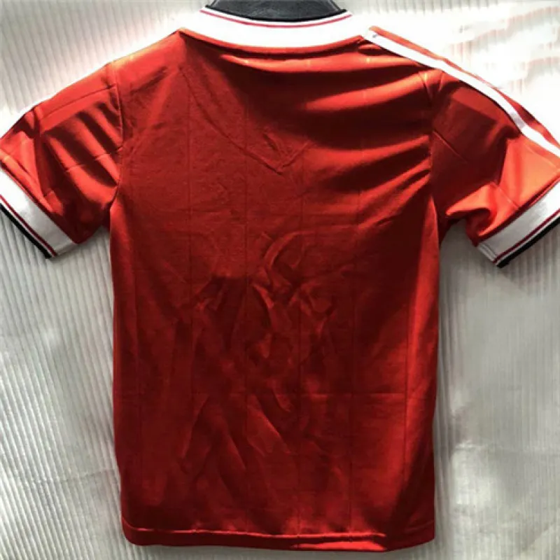 Manchester United Kids' Retro Jersey 1984 Home - Red