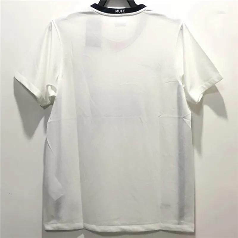 Maillot rétro d'extérieur de Manchester United 2009 - Blanc