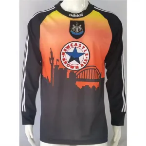 Newcastle United 1996/97 Retro Torwartlangarmtrikot - Schwarz