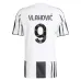 Juventus VLAHOVIC Kinder-Kit 2025/26 Heim - Weiß
