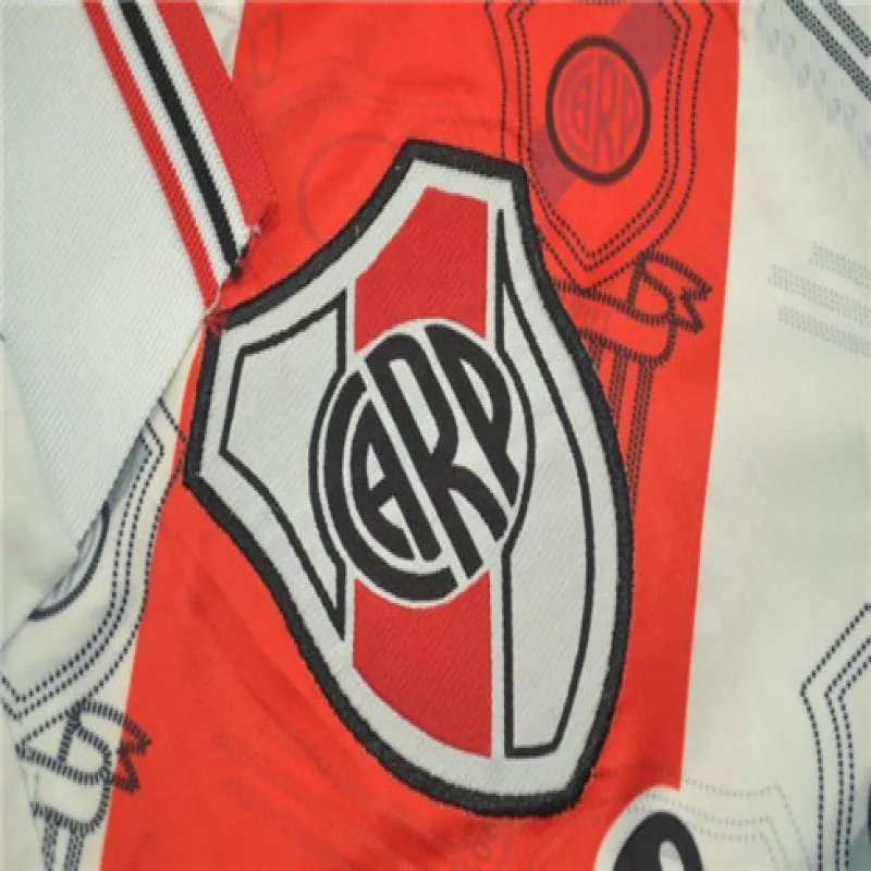 Maglia retro di casa di River Plate 1996 - Bianca