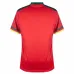 La maglia della nazionale camerunese per la Coppa del mondo 2022, rossa.