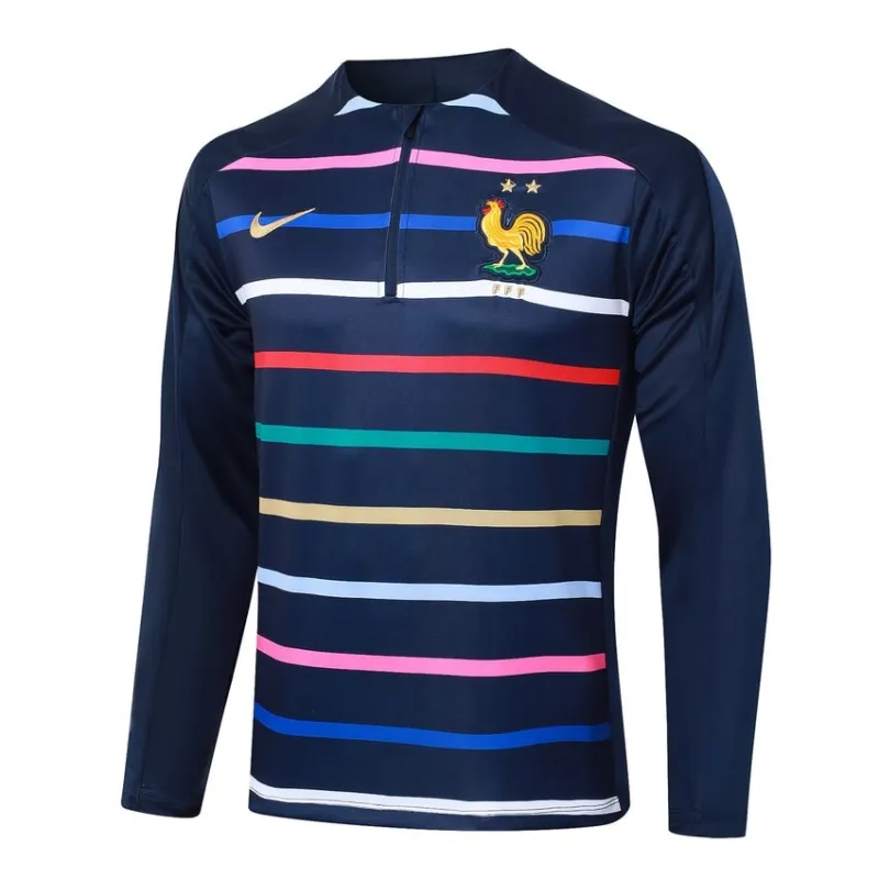 The sportswear and pants of the French national team for 2024/25 - with blue patterns.