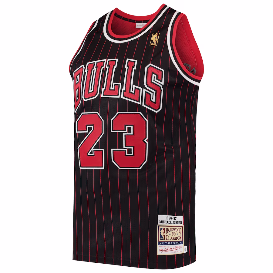Michael Jordan Chicago Bulls Mitchell & Ness 1996/97 Hardwood Classics Jersey - Black