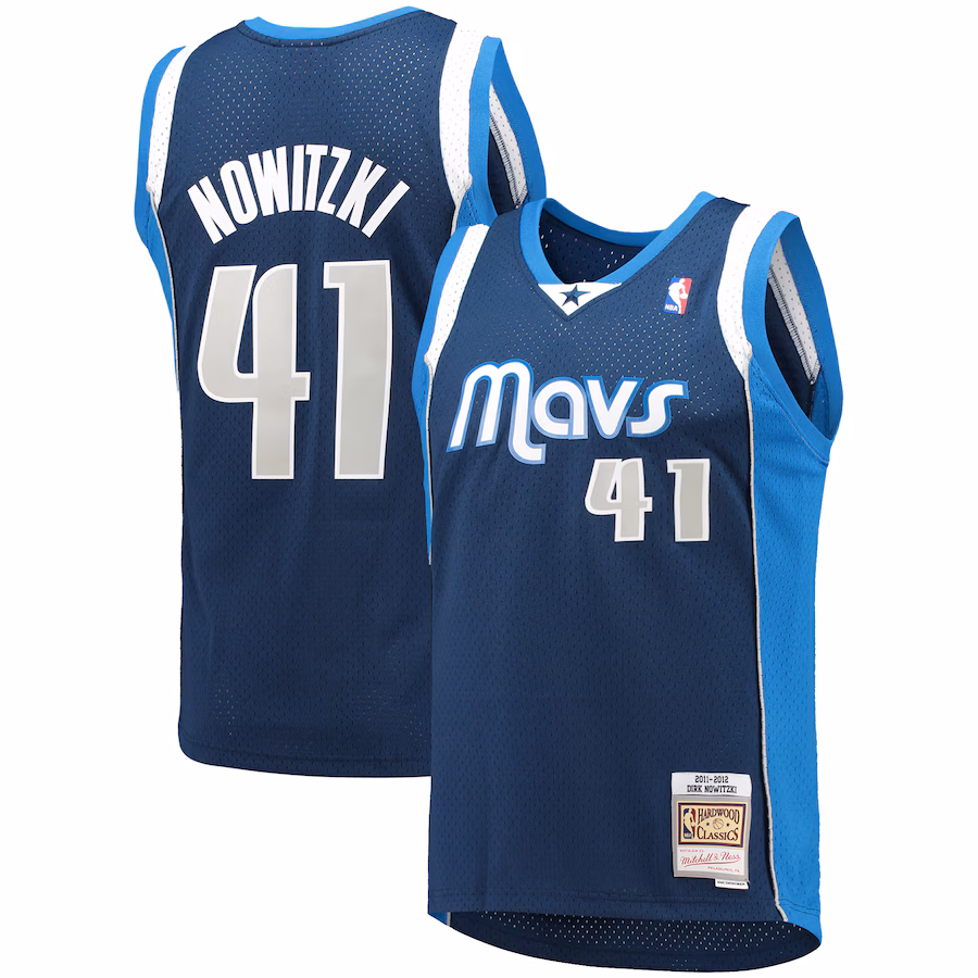 Dirk Nowitzki, Dallas Mavericks, 2011/12 Classic Edition, Navy Blue